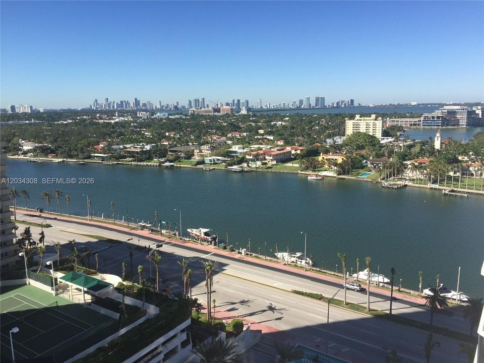 For Rent: $6,500 (2 beds, 2 baths, 1550 Square Feet)