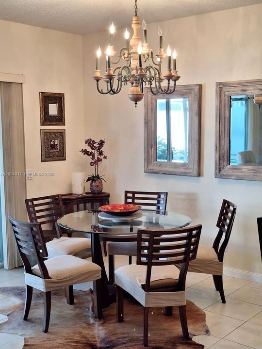 For Sale: $419,000 (3 beds, 2 baths, 1298 Square Feet)
