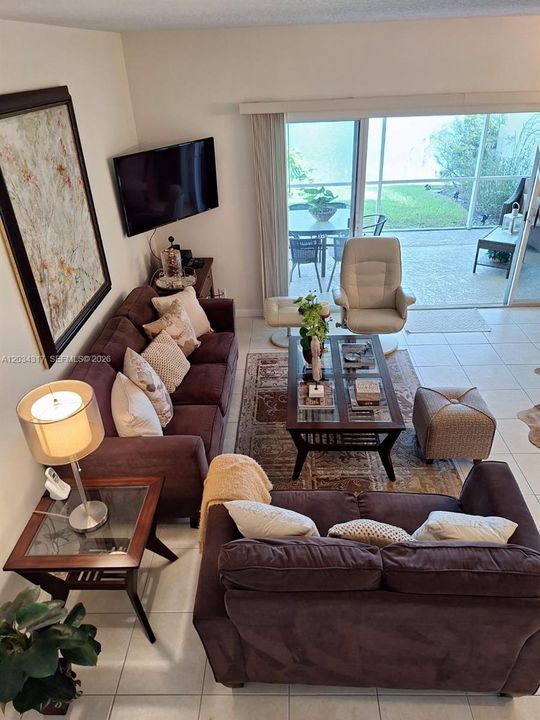 For Sale: $419,000 (3 beds, 2 baths, 1298 Square Feet)
