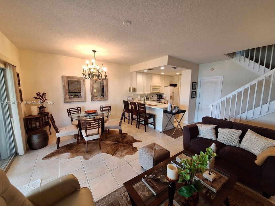 For Sale: $419,000 (3 beds, 2 baths, 1298 Square Feet)