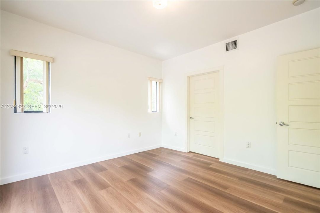 For Rent: $3,700 (2 beds, 2 baths, 1242 Square Feet)