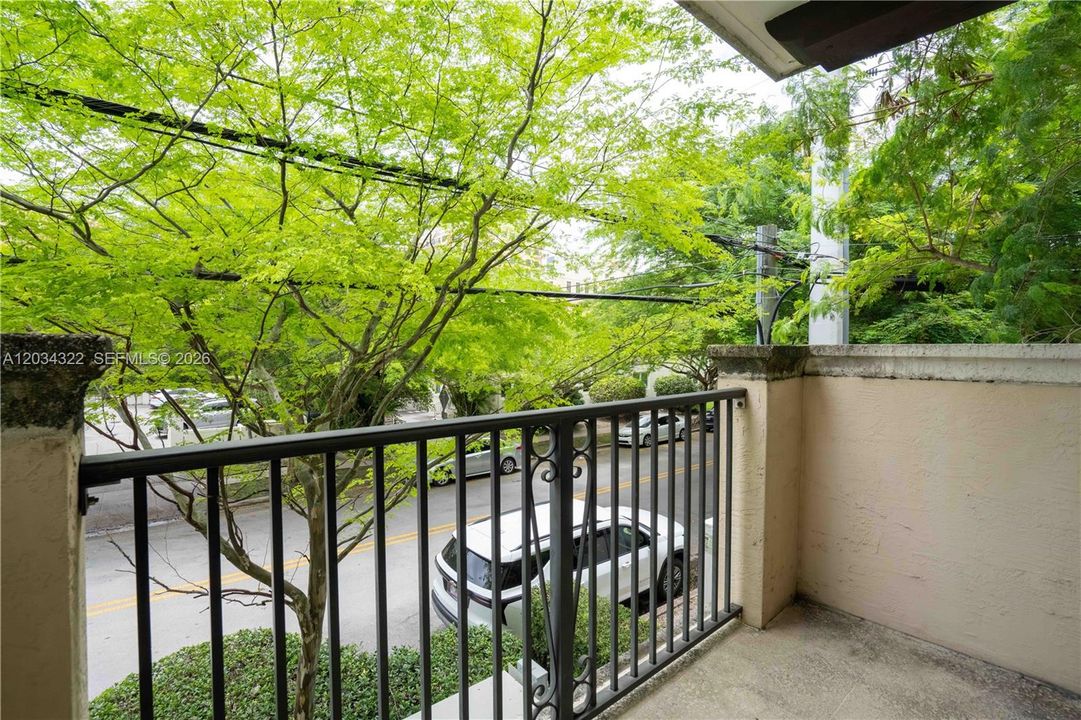 For Rent: $3,700 (2 beds, 2 baths, 1242 Square Feet)