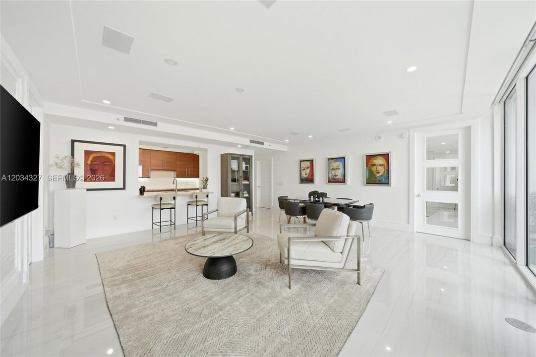 For Sale: $1,390,000 (3 beds, 2 baths, 1733 Square Feet)