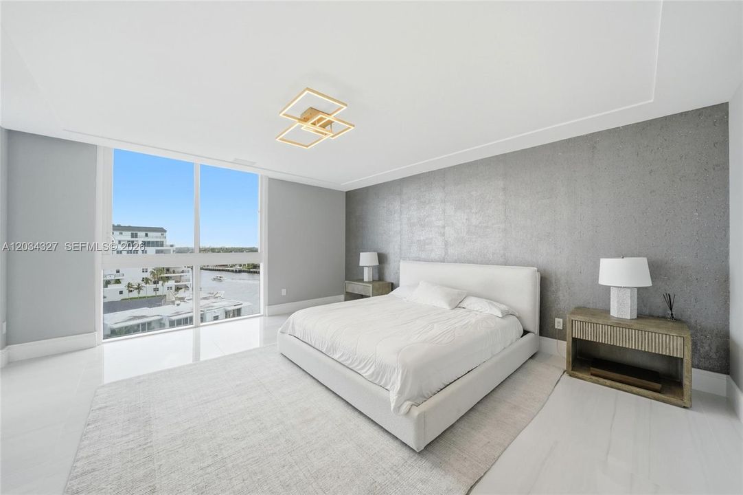 For Sale: $1,390,000 (3 beds, 2 baths, 1733 Square Feet)