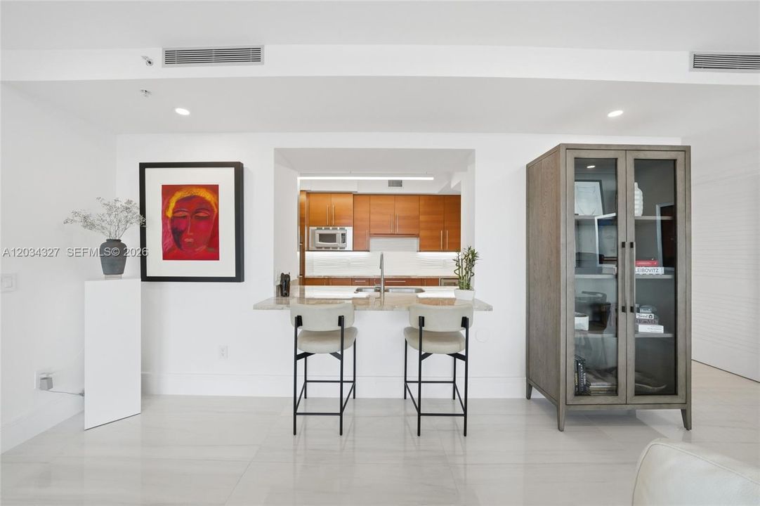 For Sale: $1,390,000 (3 beds, 2 baths, 1733 Square Feet)