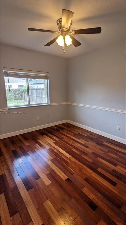 For Sale: $900,000 (4 beds, 2 baths, 2142 Square Feet)