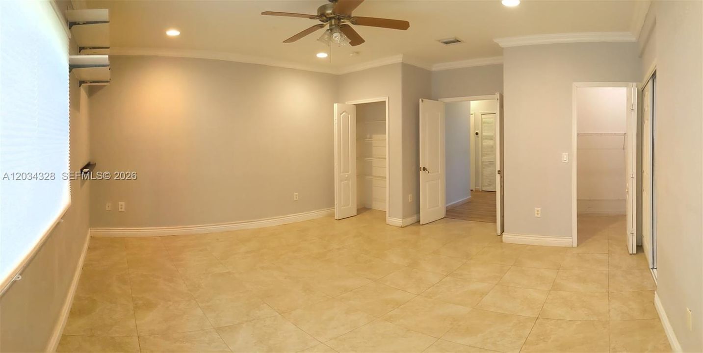 For Sale: $900,000 (4 beds, 2 baths, 2142 Square Feet)
