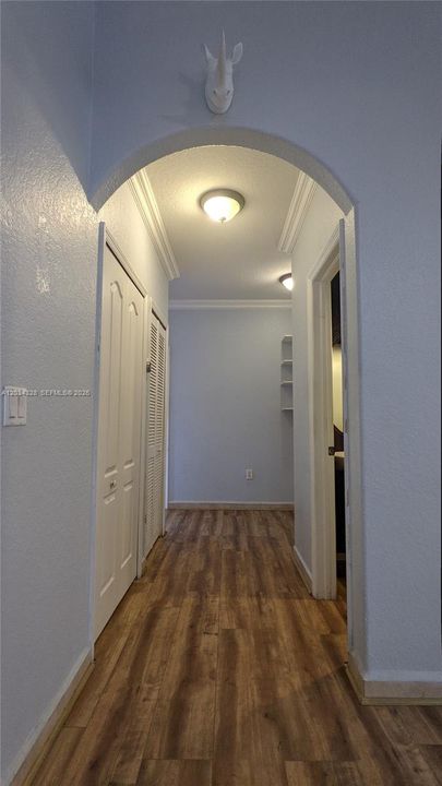 For Sale: $900,000 (4 beds, 2 baths, 2142 Square Feet)