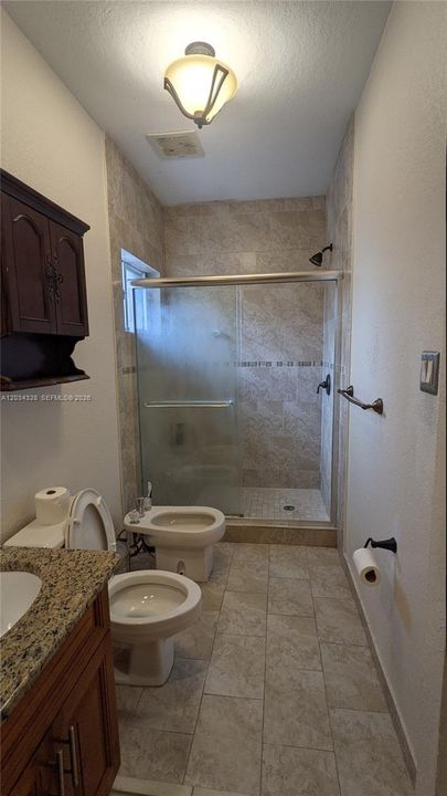 For Sale: $900,000 (4 beds, 2 baths, 2142 Square Feet)
