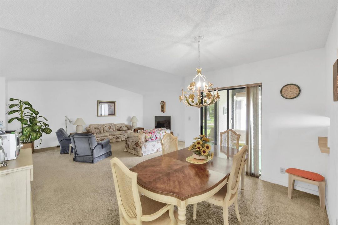 4306 Acacia Cir-05