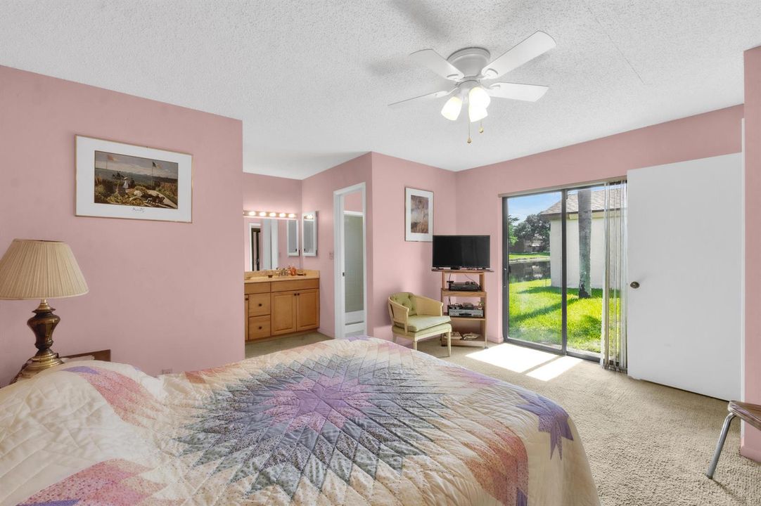 4306 Acacia Cir-02
