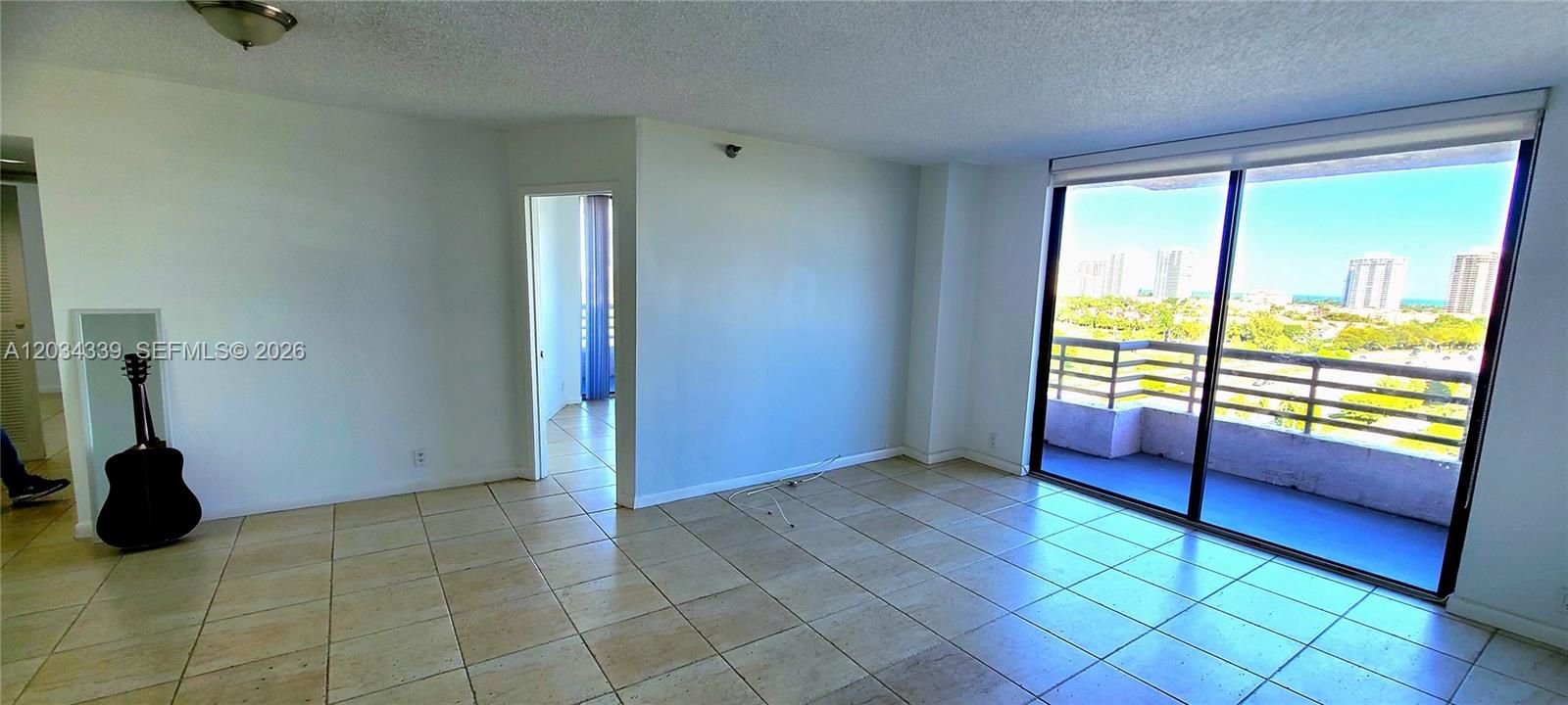 For Rent: $2,950 (3 beds, 2 baths, 1271 Square Feet)