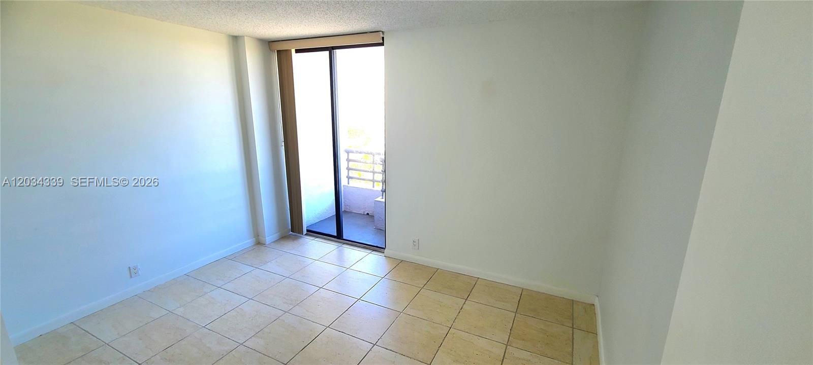 For Rent: $2,950 (3 beds, 2 baths, 1271 Square Feet)
