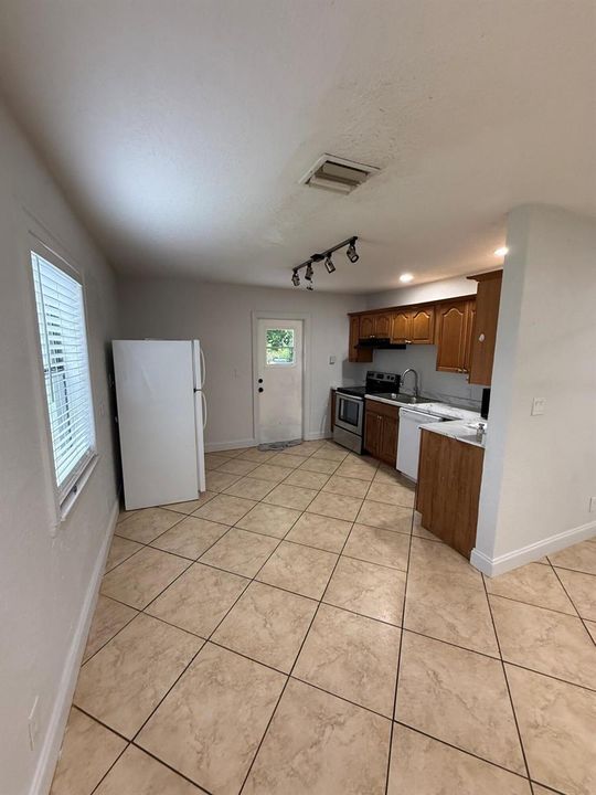 Kitchen 2