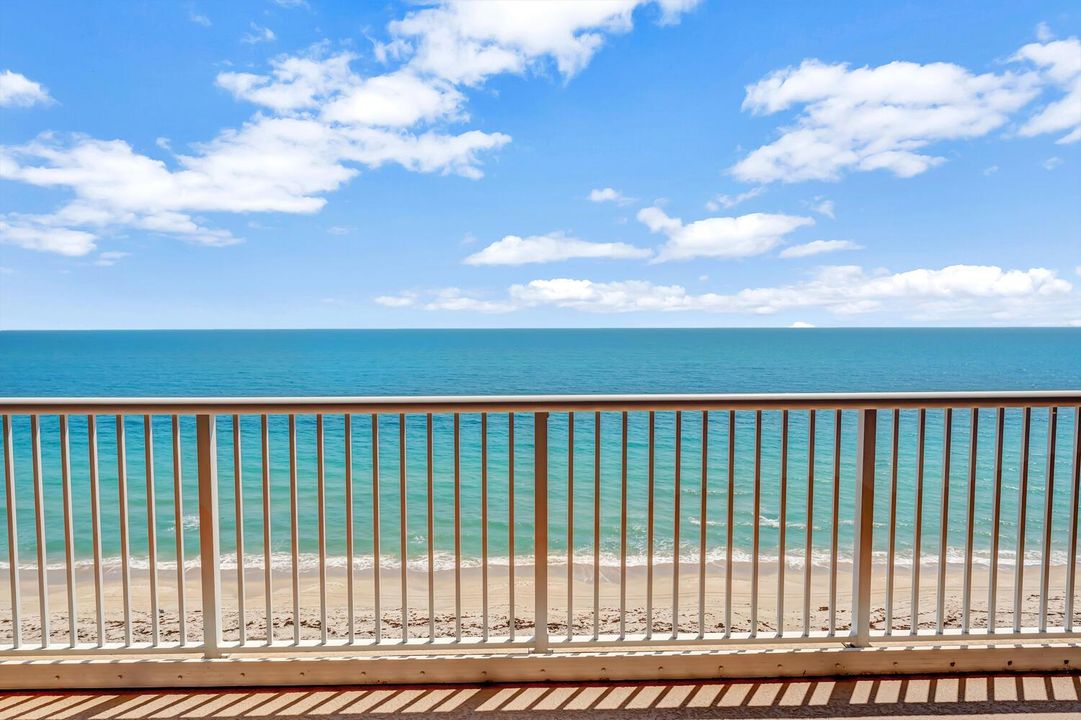 4160 N Hwy A1A Apt 1002A Fort-large-038-