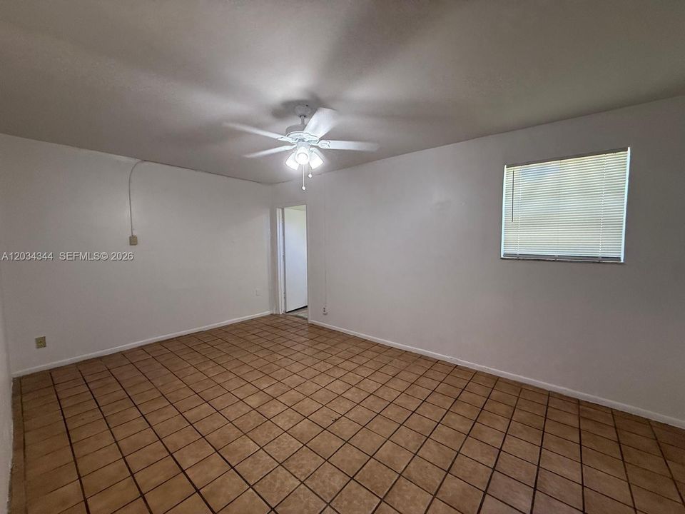 For Rent: $1,500 (1 beds, 1 baths, 540 Square Feet)