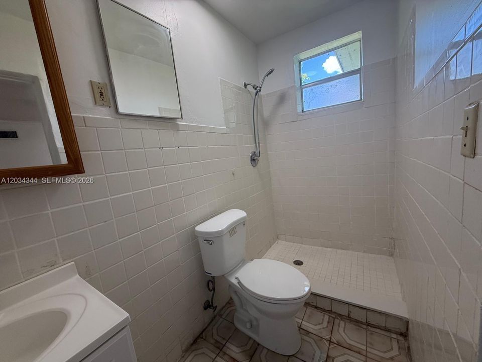 For Rent: $1,500 (1 beds, 1 baths, 540 Square Feet)