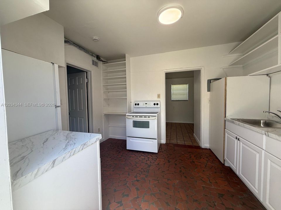 For Rent: $1,500 (1 beds, 1 baths, 540 Square Feet)