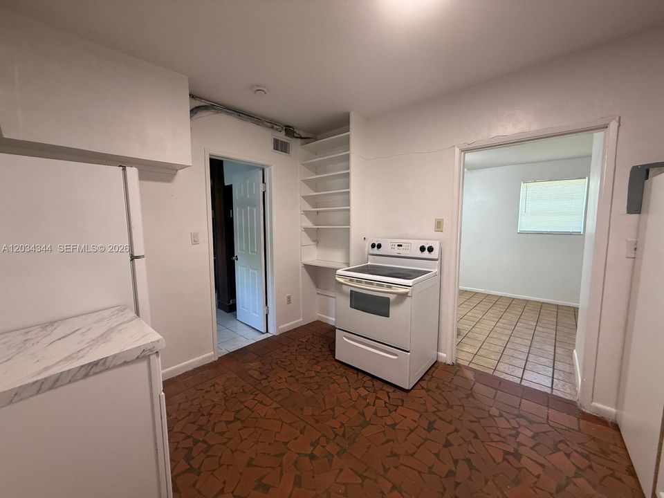 For Rent: $1,500 (1 beds, 1 baths, 540 Square Feet)
