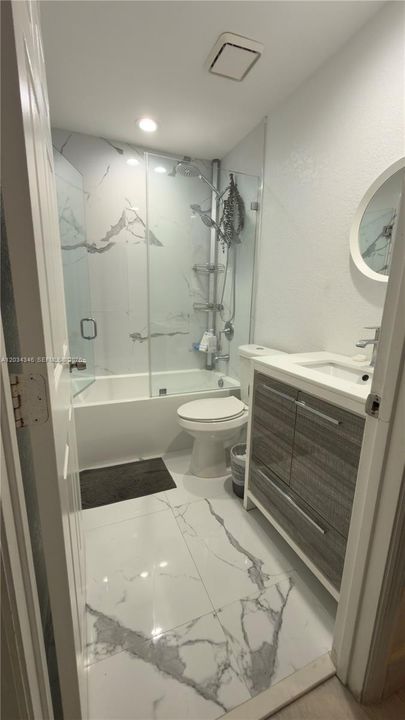 В аренду: $3,800 (4 спален, 2 ванн, 1496 Квадратных фут)