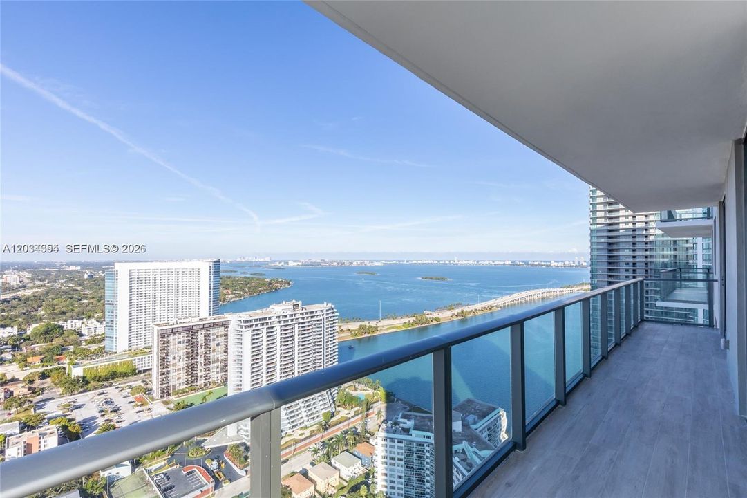 Active With Contract: $4,950 (2 beds, 2 baths, 1141 Square Feet)