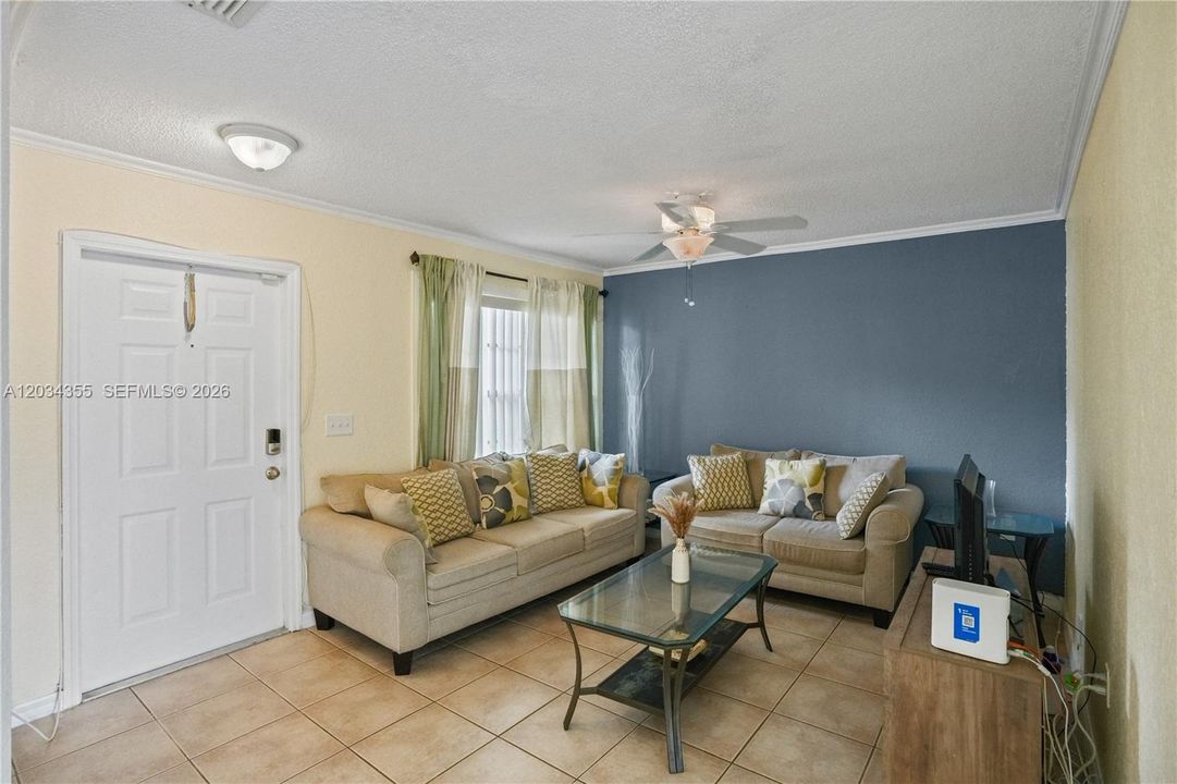 For Sale: $440,000 (4 beds, 2 baths, 1568 Square Feet)