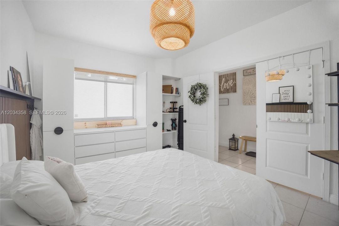For Sale: $459,000 (3 beds, 2 baths, 1710 Square Feet)