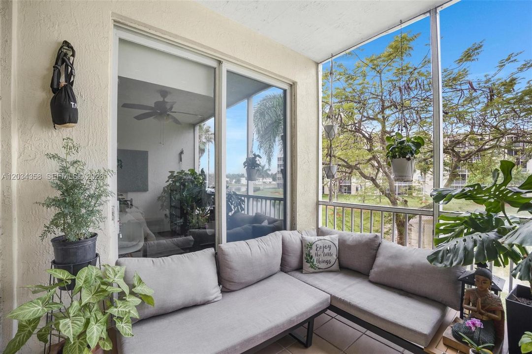 For Sale: $459,000 (3 beds, 2 baths, 1710 Square Feet)