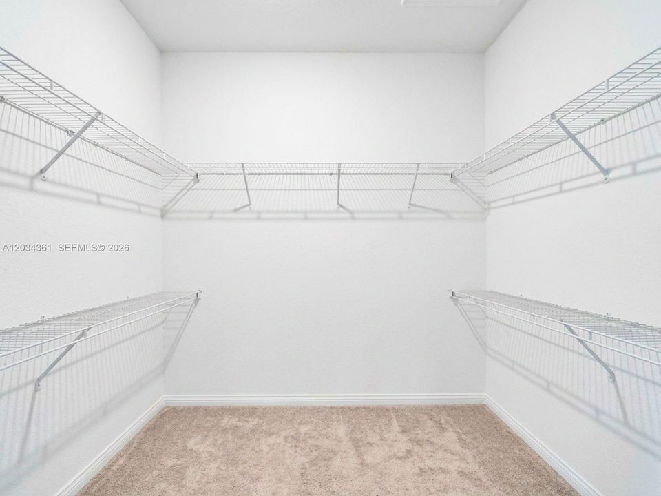 En Renta: $3,200 (3 camas, 2 baños, 1872 Pies cuadrados)