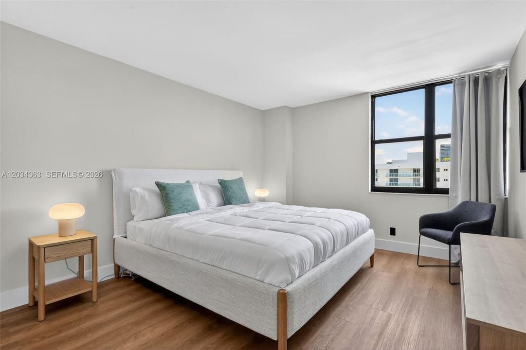 For Rent: $5,000 (2 beds, 2 baths, 1005 Square Feet)