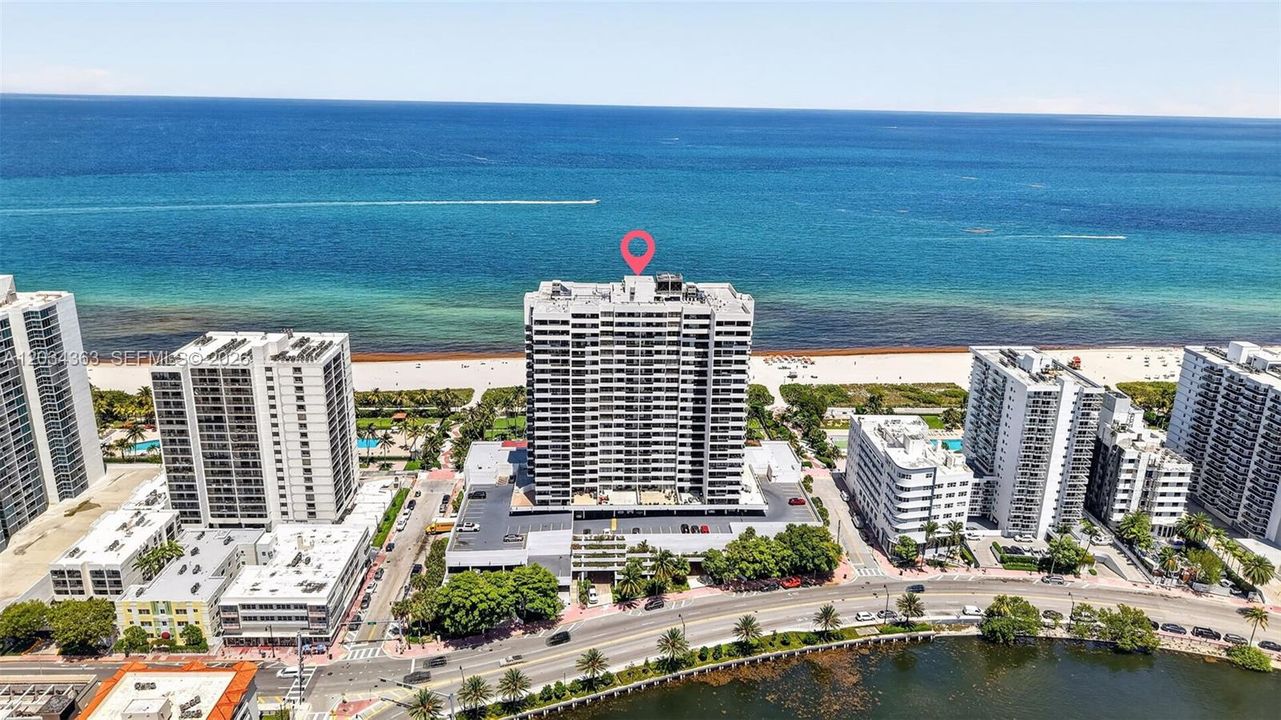 For Rent: $5,000 (2 beds, 2 baths, 1005 Square Feet)