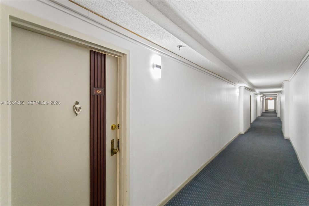 В аренду: $3,150 (2 спален, 2 ванн, 894 Квадратных фут)