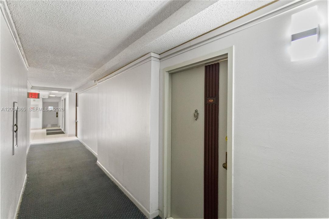 В аренду: $3,150 (2 спален, 2 ванн, 894 Квадратных фут)