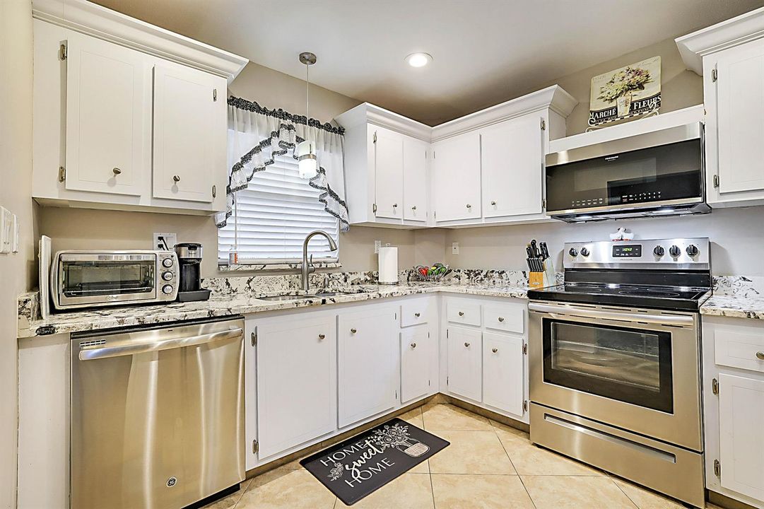 300 Intracoastal Pl Apt 403-17