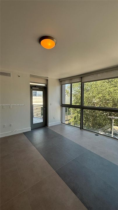 For Rent: $4,450 (2 beds, 2 baths, 1175 Square Feet)