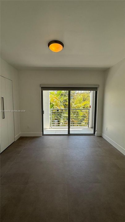 For Rent: $4,450 (2 beds, 2 baths, 1175 Square Feet)