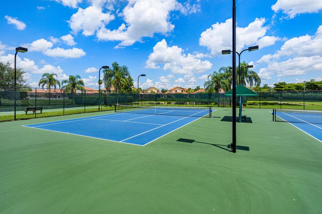 Tennis