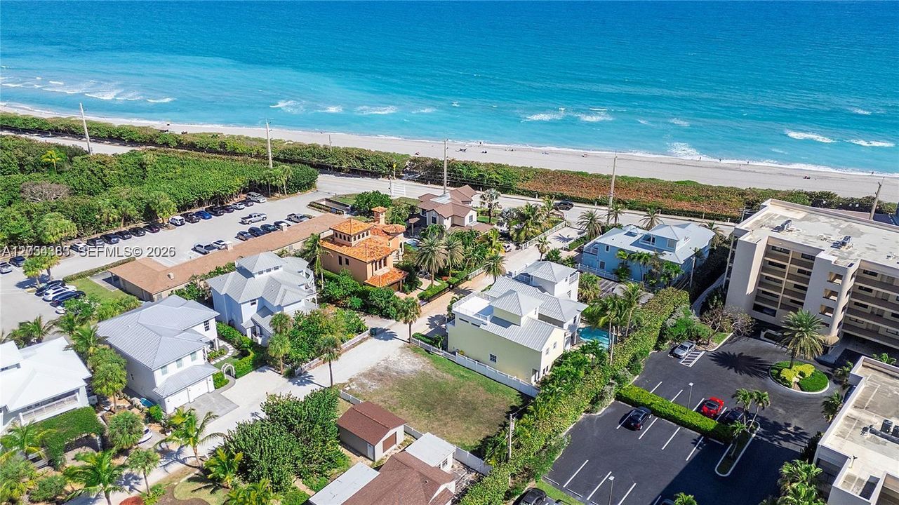 For Sale: $1,425,000 (0.13 acres)