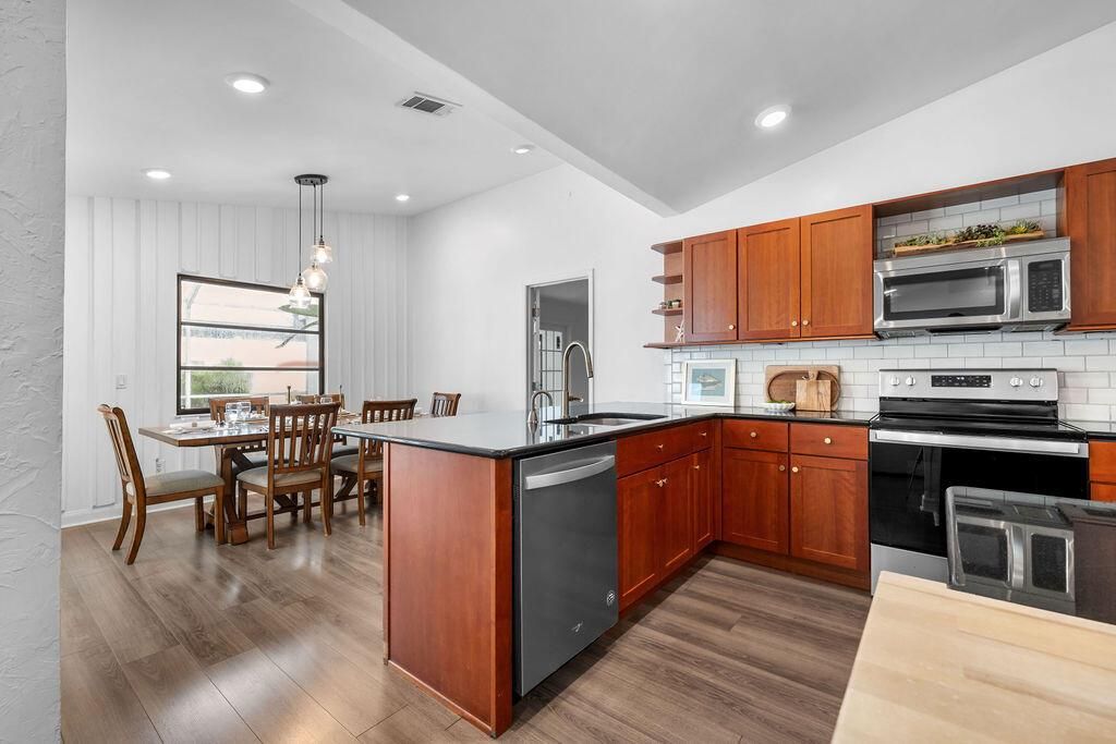 Kitchen 3
