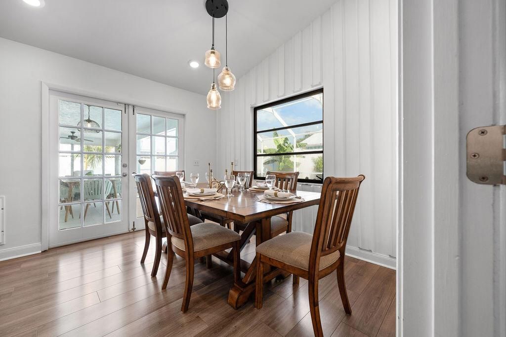 Dining 3