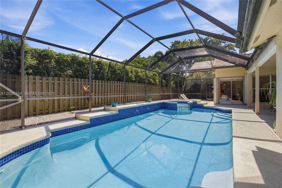 For Sale: $939,900 (4 beds, 3 baths, 2322 Square Feet)