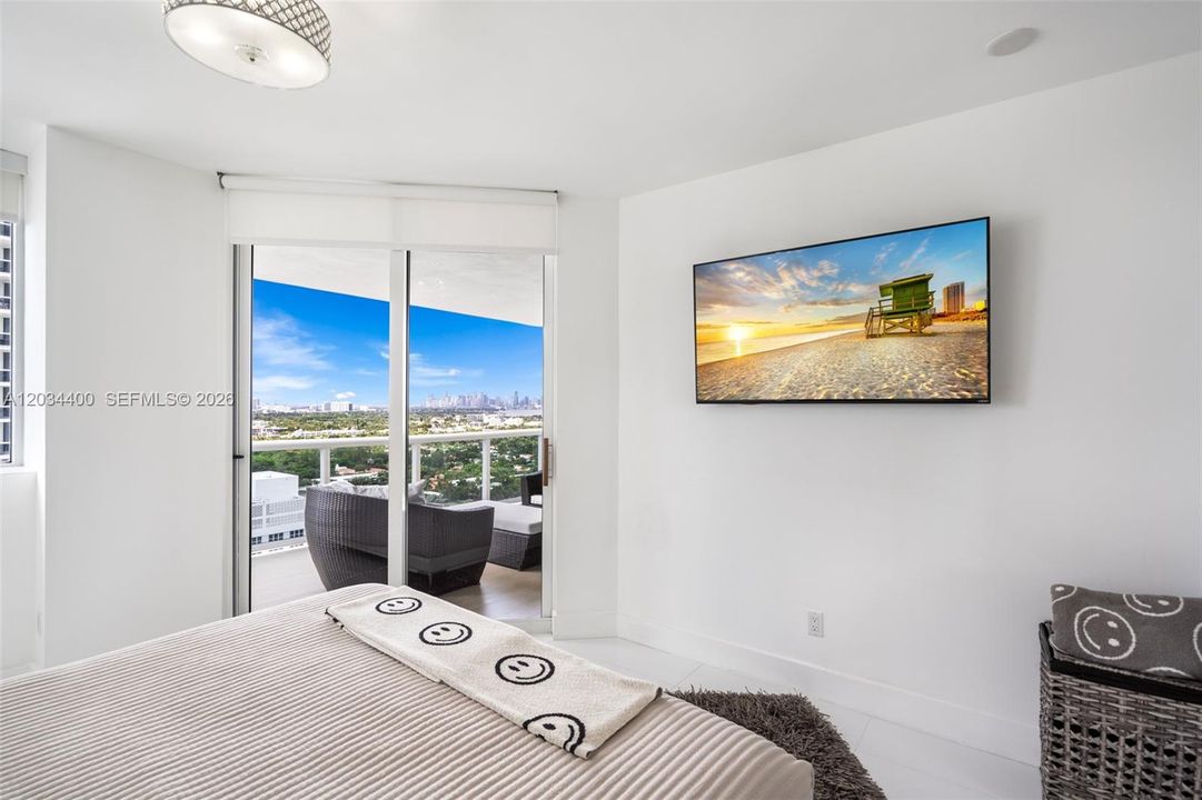 second bedroom
