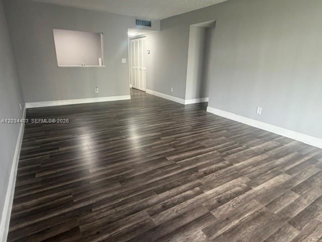For Sale: $173,900 (2 beds, 1 baths, 850 Square Feet)