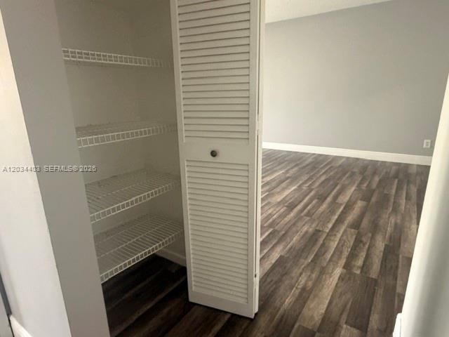 For Sale: $173,900 (2 beds, 1 baths, 850 Square Feet)