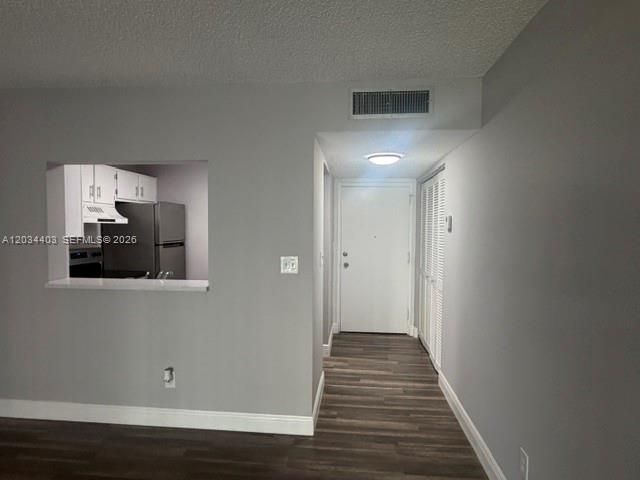 For Sale: $173,900 (2 beds, 1 baths, 850 Square Feet)