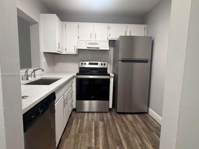 For Sale: $173,900 (2 beds, 1 baths, 850 Square Feet)