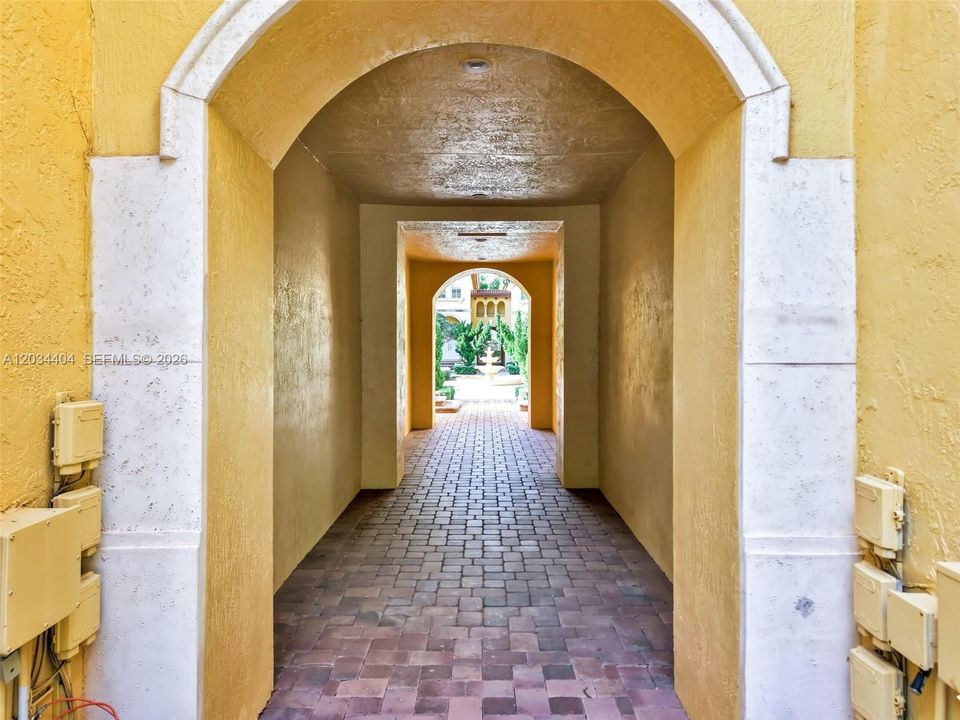 For Sale: $599,000 (3 beds, 2 baths, 2043 Square Feet)