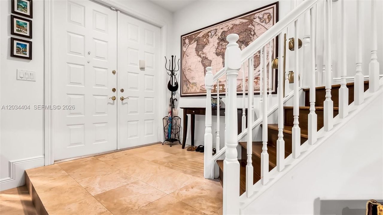 For Sale: $599,000 (3 beds, 2 baths, 2043 Square Feet)