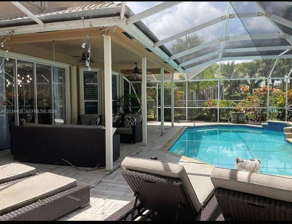 For Rent: $8,000 (5 beds, 3 baths, 3252 Square Feet)