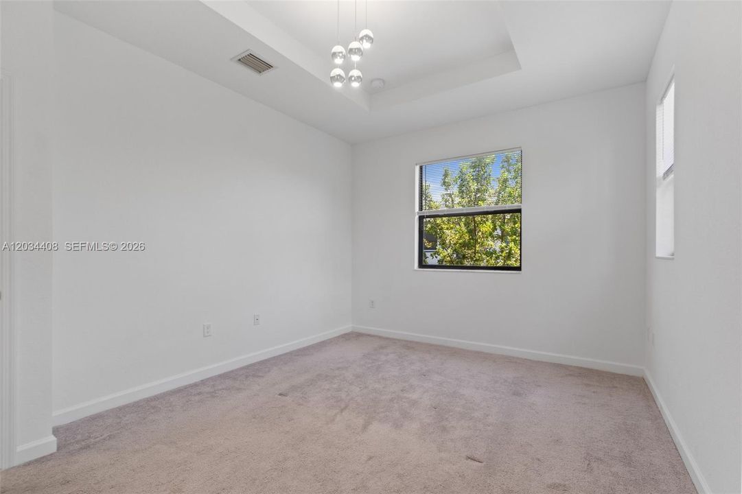 En Renta: $3,000 (4 camas, 2 baños, 1820 Pies cuadrados)